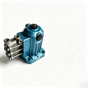 Pompe à piston à trois cylindres CAT 2SF05SEEL 1200 PSI haute pression pour osmose inverse - Product Image 1