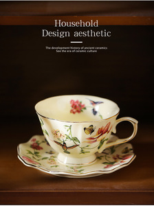 Tazza da Tè in Porcellana con Stampa Floreale Retrò e Farfalle, Bordo Dorato e Ondulato, Tazza da Caffè per Feste e Regali - Product Image 5