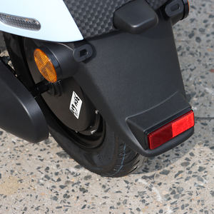 Bon prix Scooter électrique 10 pouces moteur <span class=keywords><strong>24H</strong></span> prix CKD avec coussin confortable cyclomoteur électrique <span class=keywords><strong>moto</strong></span> électrique - Product Image 5