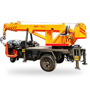 Mini grue tricycle à flèche télescopique de 3 tonnes avec petit tricycle <span class=keywords><strong>chaiss</strong></span> diesel et électricité Mini grue hydraulique à trois roues - Product Image 1