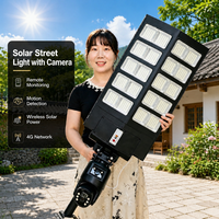 Caméra de sécurité solaire extérieure 4MP à double objectif 4G, lampe de surveillance sans fil CCTV, options 1000W 2000W pour l'éclairage public