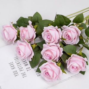Vente en gros de fleurs artificielles de haute qualité, roses artificielles pour la décoration de fête, fleurs de rose en soie RealTouch en vrac, violet/bleu/rose/blanc/rouge - Product Image 4