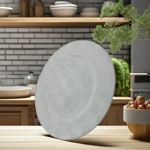 Assiette de présentation blanche classique écologique et portable pour intérieur/extérieur, accessoire de table de salle à manger style ferme, pour fêtes, en plastique - Product Image 4