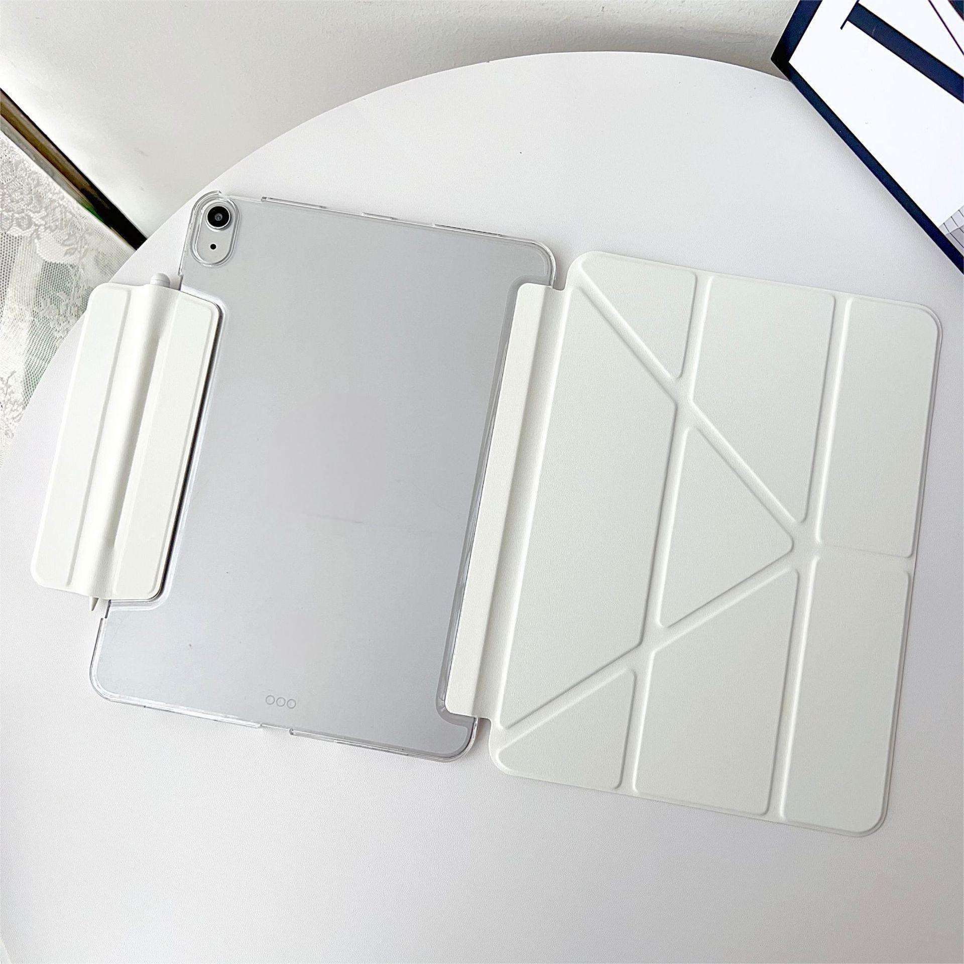 Montagne enneigée blanche