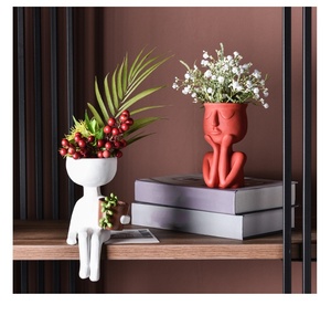 Vaso di fiori ornic Face Art Color vaso di fiori decorazione per soggiorno vaso di fiori di lusso <span class=keywords><strong>in</strong></span> <span class=keywords><strong>resina</strong></span> astratto vaso di fiori - Product Image 5