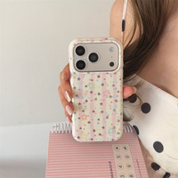 Coque de protection tendance rose rayée avec étoiles colorées pour iPhone 17 Pro Max, bords arrondis