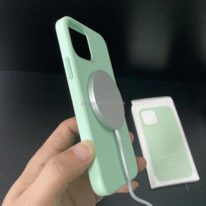 Nuova custodia magnetica in <span class=keywords><strong>Silicone</strong></span> liquido per <span class=keywords><strong>iPhone</strong></span> serie 17 con ricarica Wireless <span class=keywords><strong>Cover</strong></span> antiurto per 16 <span class=keywords><strong>Pro</strong></span> Max/<span class=keywords><strong>Pro</strong></span>/16 15 14/<span class=keywords><strong>13</strong></span> <span class=keywords><strong>Pro</strong></span> Max - Product Image 4