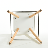Siège en plastique de la mode PP avec pied en bois tabouret de bar chaise de bar tabouret de comptoir pour cuisine restaurant