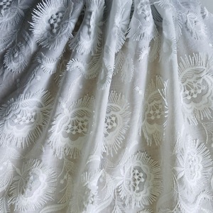 Tela de Algodón Peinado con <span class=keywords><strong>Bordado</strong></span> de Plumas de Pavo Real en 3D, Color Blanco 9088, Tela con Flecos y Recortes en Relieve para Vestidos y Blusas de Verano - Product Image 3