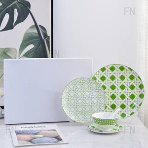 Assiette à fruits et service de table en porcelaine de luxe européen en os de porcelaine vert, 5 pièces, vente chaude - Product Image 1