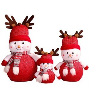 Nouveaux Ornements de Noël Transfrontaliers Bonnets de Neige en Peluche Courte (Grands, Moyens, Petits) pour Décoration de Scène et Ambiance Festive - Product Image 1