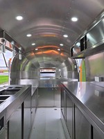 Nouvelle Vente Chaude 2026 : Camion de Restauration Rétro Arrondi avec Cuisine Complète – Idéal pour Hot-dogs, Café, Glaces et Fast-food