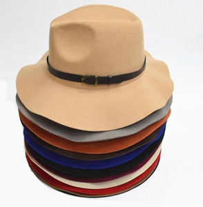 <span class=keywords><strong>Chapeau</strong></span> Fedora en feutre de laine souple pour <span class=keywords><strong>femme</strong></span> avec boucle de ceinture, idéal pour la plage et l'église, en gros, le moins cher, en stock - Product Image 2