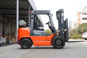 Cjlift 3 טון lpg מלגזה טריפלקס חינם מלא מעלית בנזין מלגזה עם מנוע יפני אופציונלי - Product Image 2