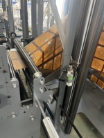 Machine de fabrication de sacs préformés verticaux à fermeture éclair en aluminium entièrement servo-automatisée pour scellage à chaud