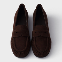 Mocasines de Ante Marrón Chocolate con Punta Cuadrada Fruncida y Tacón Bajo para Mujer, Zapatos sin Cordones, Venta al por Mayor Personalizada OEM ODM
