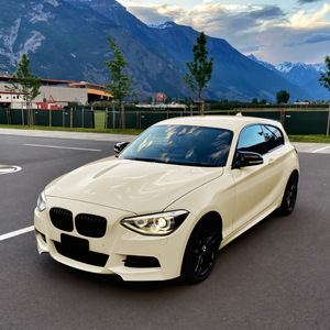 กระจังหน้า BMW ซีรีส์ 1 F20 F21 สีดำ แบบแท่งแนวนอน ชุดแต่งกันชน อัพเกรด วัสดุ ABS - Product Image 1