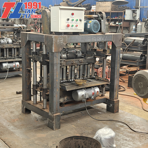 Machine de fabrication de moules modifiés pour blocs creux, blocs pleins et blocs de toiture en béton mobile TT4-45, fabricant en Chine - Product Image 3