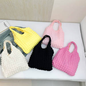 Bolso de Hombro de Lona para Mujer, Moda 2024, con Cadenas, Color Sólido, Bolso de Mano para Mujer, Bolso Bandolera de una Sola Correa, Verano/Invierno - Product Image 1