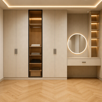 Ensemble de meubles de chambre à coucher modernes, armoire en bois sur mesure, commode, armoire avec éclairage LED, porte à charnières, armoire combinée
