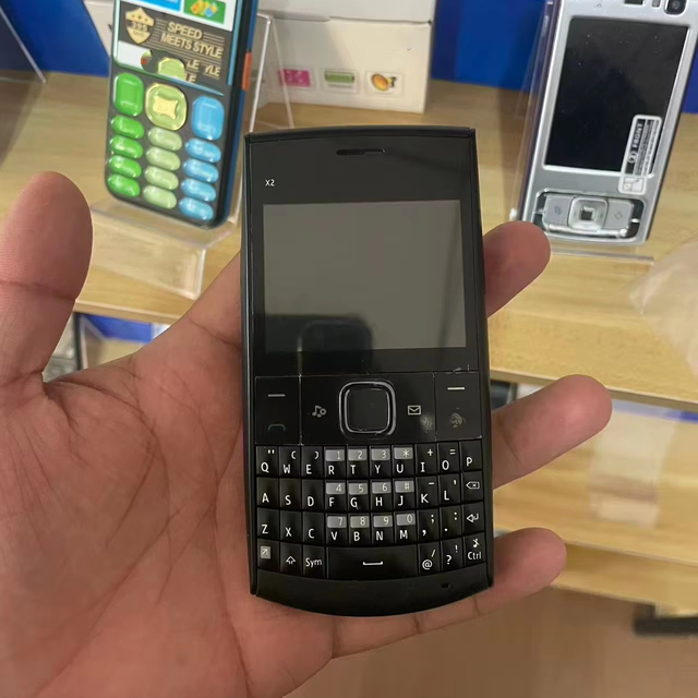 Best-Selling High Quality NK X2-01 GSM Full-QWERTY Unlocked International Edition Feature Phone