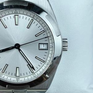 Nouvelle montre automatique mécanique pour homme VC4500 Classic 2026 avec cadran blanc, bracelet en acier, affichage du calendrier super lumineux et boîtier transparent - Product Image 2