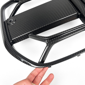 Griglia G22 G26 CSL stile griglia centrale in fibra di carbonio a secco griglia anteriore per <span class=keywords><strong>BMW</strong></span> <span class=keywords><strong>4</strong></span> <span class=keywords><strong>serie</strong></span> <span class=keywords><strong>coupé</strong></span> quattro porte G22 G23 2021 + - Product Image 6