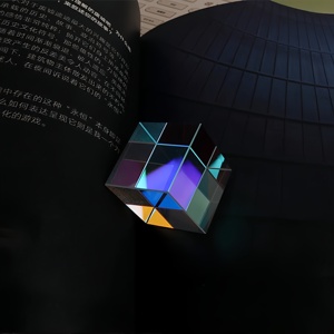 Prisma de Vidro Polido de Alta Precisão em Forma de Cubo de Seis Lados com Revestimento AR, Refletor de Luz Colorido - Product Image 4