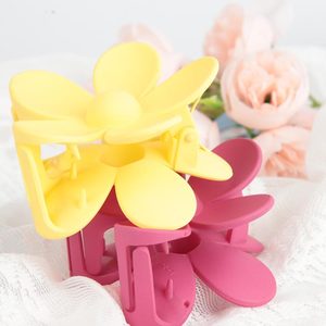 Toptan Saç Aksesuarları Şık Plastik Toka Şeker Renkli Buzlu Çiçek Orta Boy Saç Pençesi Kadınlar ve Kızlar İçin - Product Image 4