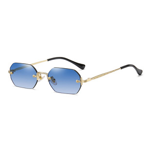 Mode <span class=keywords><strong>Fantaisie</strong></span> Designer Sans Monture Diamant Coupe <span class=keywords><strong>Lentille</strong></span> UV400 Nuances Unisexe Lunettes De Soleil De Haute Qualité Lunettes De Soleil pour Femmes Hommes - Product Image 4