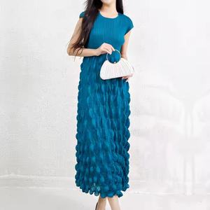 Vestido Maxi de Mezclilla para Mujer, Diseño Bohemio Elegante con Parches, Cintura Elástica, Corte en A, Casual, para Verano e Invierno - Product Image 6