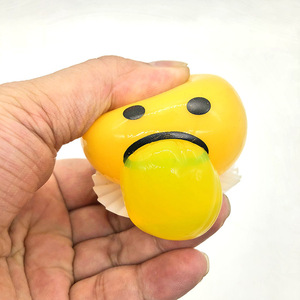 Nuevo Juguete Blandito y Divertido de Yema de Huevo, Novedad de Huevo que Vomita Limón, Masilla para Escupir, Pelota Antiestrés para Apretar, Pequeños Juguetes para Niños - Product Image 3