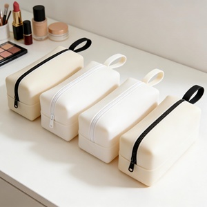 Bolsa de Aseo de Viaje Impermeable de Alta Gama para Hombre y Mujer, Bolsas de Cosméticos de Moda con Logotipo Personalizado - Product Image 3