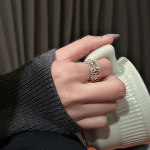 Anillo de Encaje de Plata Pura S925, Diseño Antiguo de Nicho con Estilo Retro Francés, Joyería Ajustable de Cara Ancha, Simple, Ligera y de Lujo - Product Image 2