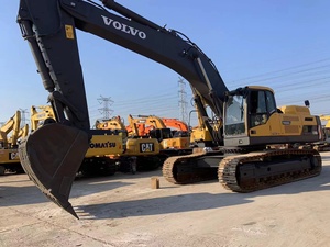 Excavatrice sur chenilles Volvo EC480 d'occasion, capacité de 50 tonnes, modèle 2018, capacité de la benne de 3 m, puissance de 112 kW, bon état, peinture d'origine - Product Image 4