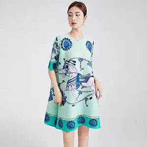 Vestido plisado con estampado elástico informal de verano para mujer Miyake 2024, longitud media, holgado, talla grande, manga larga, estilo de tela tejida