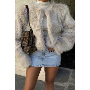 Gilets et gilets sans manches en fourrure Leroy crème pour femmes - Product Image 4