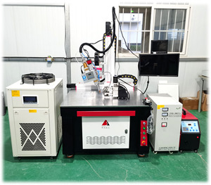 Máquina de Soldadura Láser de Fibra Óptica Prismática de 5 Ejes, 2000w 3kw, con Alimentador Automático de Doble Hilo, Marca BOAO - Product Image 4