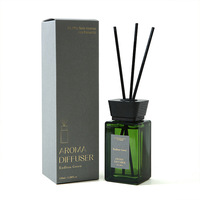 Maßgefertigte 150ml Farbige Mattierte Quadratische Reed-Diffusor-Flasche Neuer Stil Duftöl-Diffusor-Flasche mit Stäbchen und Box mit Holz