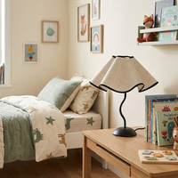 Lampe de table LED moderne, corps en métal, abat-jour en tissu, lumière de chevet décorative pour chambre à coucher, salon
