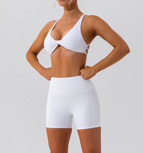 15 años Yoga Ropa <span class=keywords><strong>Marca</strong></span> Fabricantes Mujeres Yoga Shorts Conjuntos Espalda abierta Sujetador deportivo Conjuntos de yoga - Product Image 3
