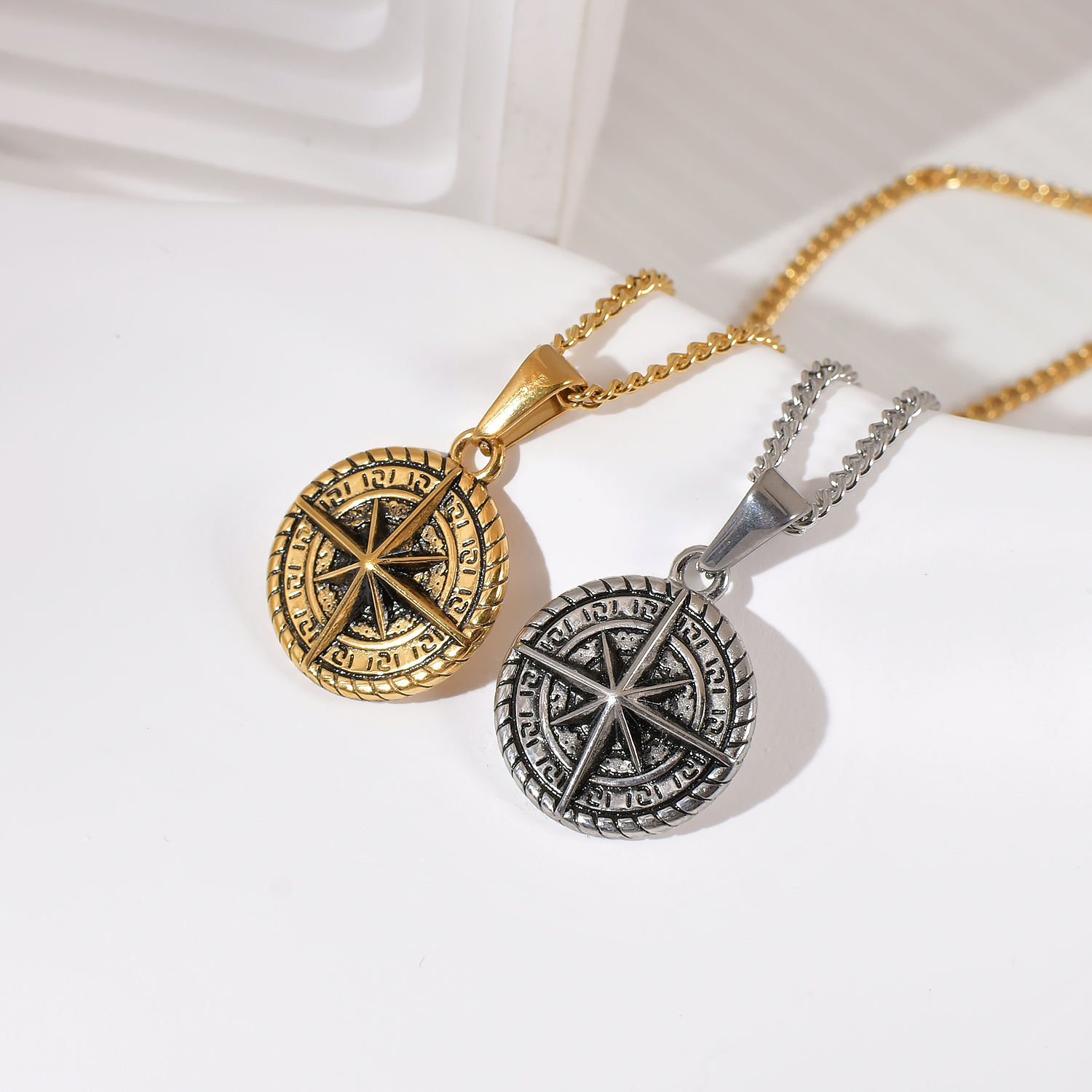 เข็มทิศ #1