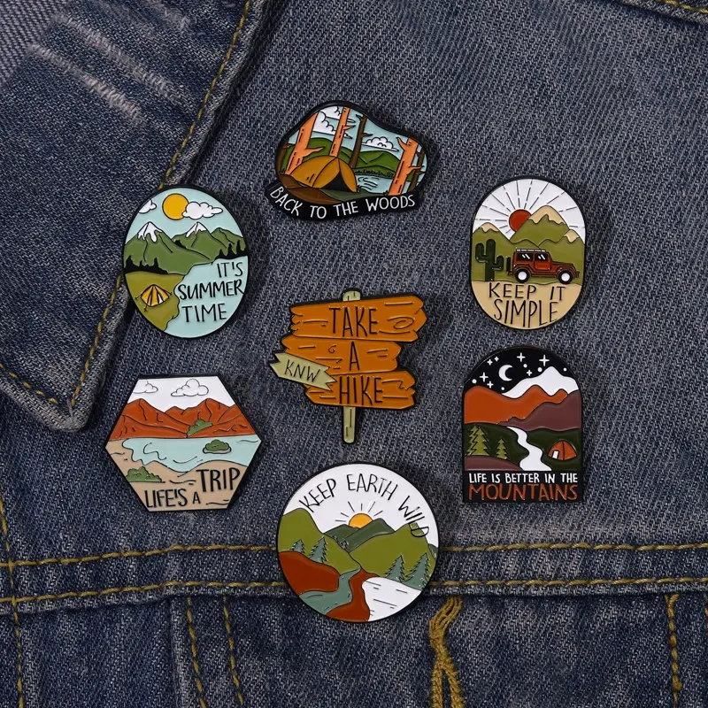 PIN de esmalte personalizado para acampar al aire libre, broches de solapa para viaje, aventura, senderismo, montaña, regalo de joyería divertido para amigos