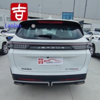 Jetour X70 Plus 2023-2025 SUV Manuelle Volant à Gauche Euro VI Pneus R18 Porte-Bagages en Alliage d'Aluminium Toit Ouvrant Panoramique 360° Foncé