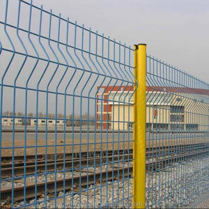 Clôture en treillis soudé 3D à mailles triangulaires, clôture de sécurité à pliage en V haute rigidité pour sites industriels - Product Image 3