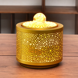 น้ำพุโลหะแกะสลักแบบกลวงพร้อมไฟส่องหลังสำหรับตกแต่งบ้านและสำนักงาน - Product Image 3