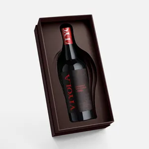 Cina all'ingrosso di alta qualità a basso prezzo Set di vino e cioccolato In confezione di cartone ondulato durevole bottiglia di carta regalo di lusso