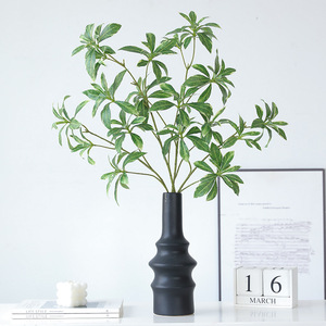 Nouvelle plante artificielle Pieris Japonica de Furu, vert foncé avec des bords blancs, fleur en soie hautement réaliste, décoration d'intérieur pour bureau - Product Image 1
