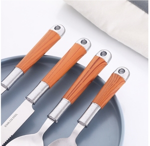 Ensemble de couverts portables 24 pièces en acier inoxydable avec motif bois – Couteau, fourchette, cuillère - Product Image 5