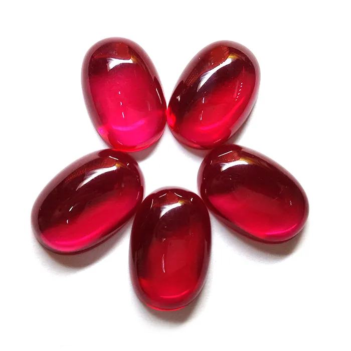 China Ruby Cabochon Oval Cabochon Stones Echter synthetischer Rubin Edelstein